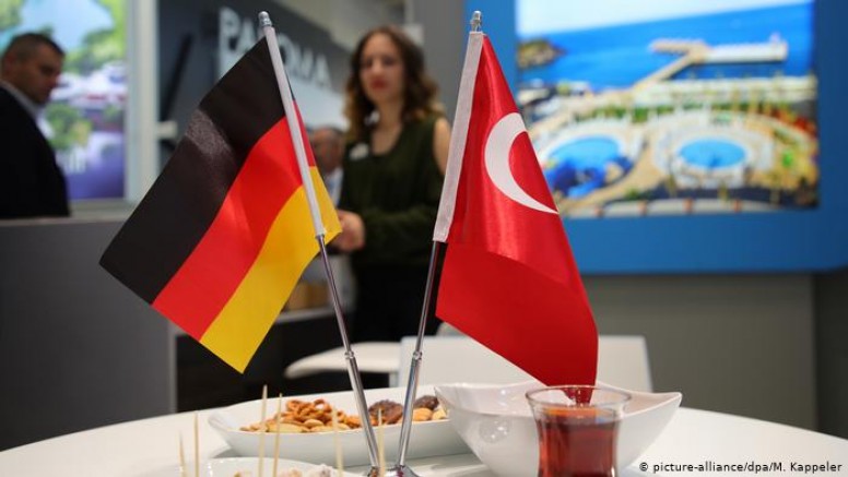 Alman şirketler Türkiye’deki yatırımları azaltmayı planlıyor